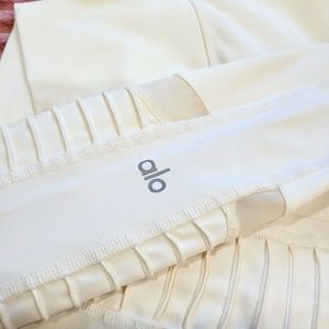 Alo Yoga Moto leggings/ high rise